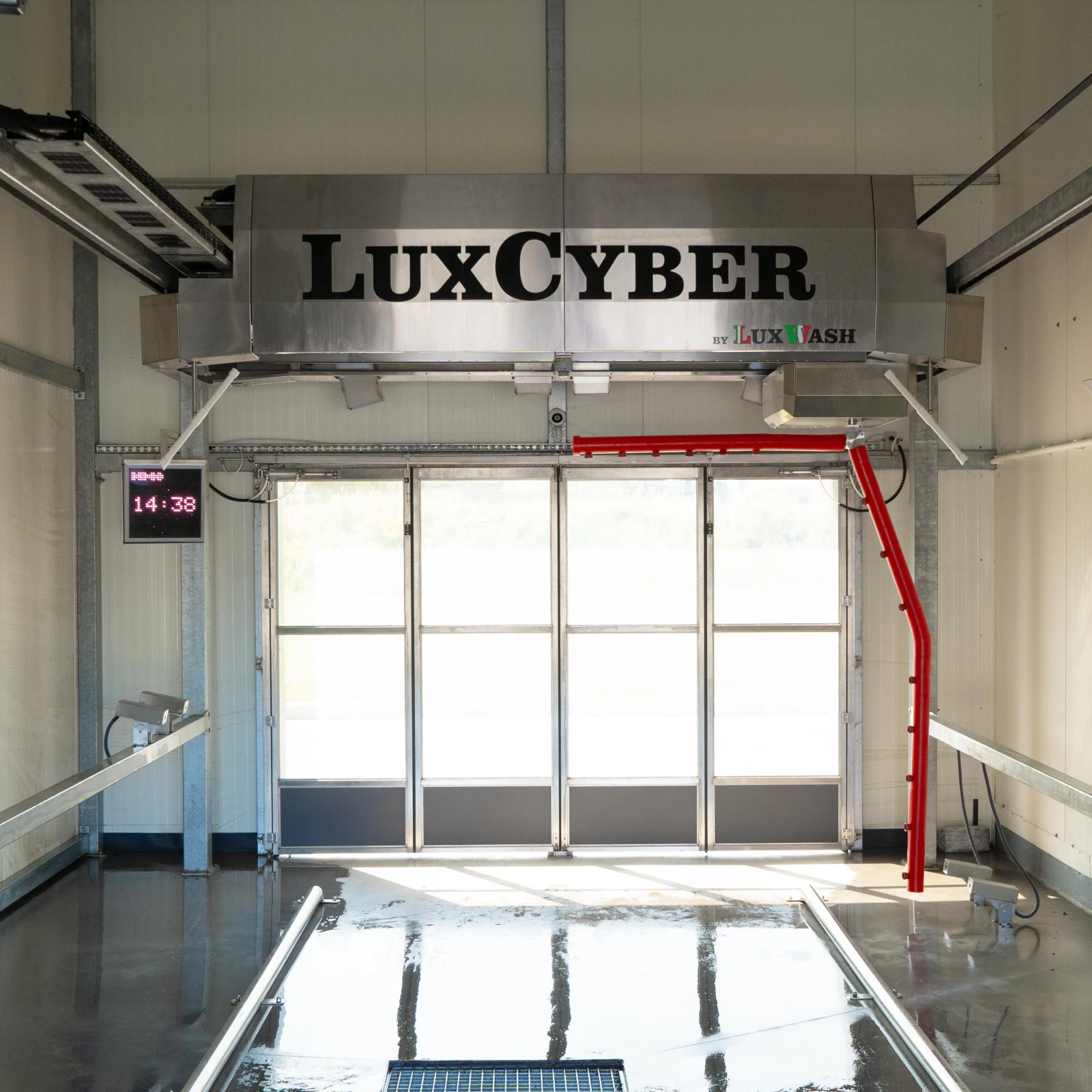 LuxCyber P